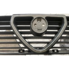 Kühlergrill Scudetto  Alfetta GTV+GTV6  gebraucht 
